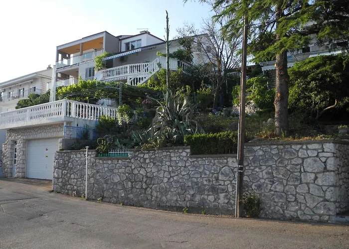 Wunderschoene In 70m Vom Entfernt By Interhome Appartamento Dramalj