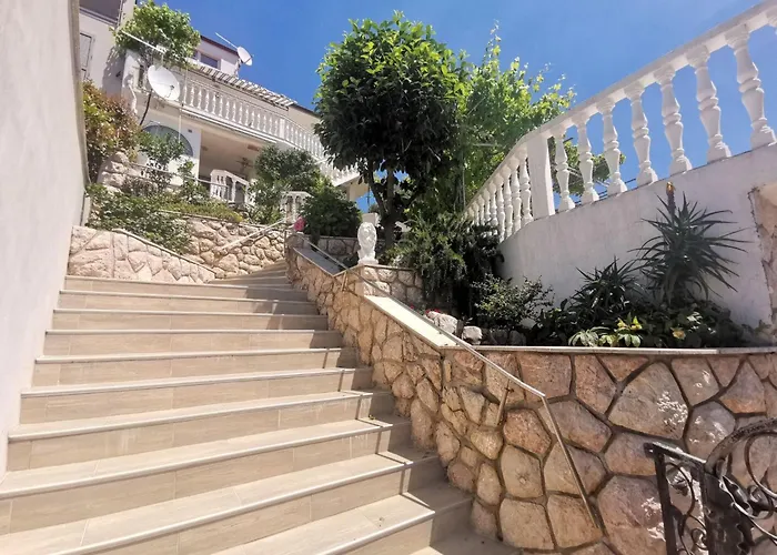 Appartamento Wunderschoene In 70m Vom Entfernt By Interhome