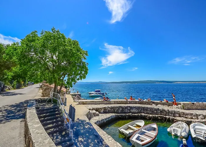 Wunderschoene In 70m Vom Entfernt By Interhome