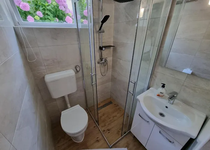 Wunderschoene In 70m Vom Entfernt By Interhome Apartman *