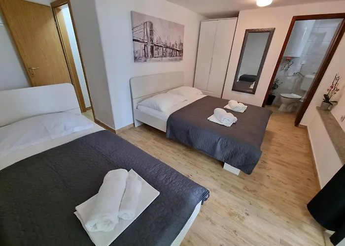 Wunderschoene In 70m Vom Entfernt By Interhome Apartman *